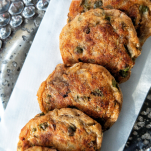 Baked aloo tikki on a platter