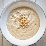 Oat bran with garlic