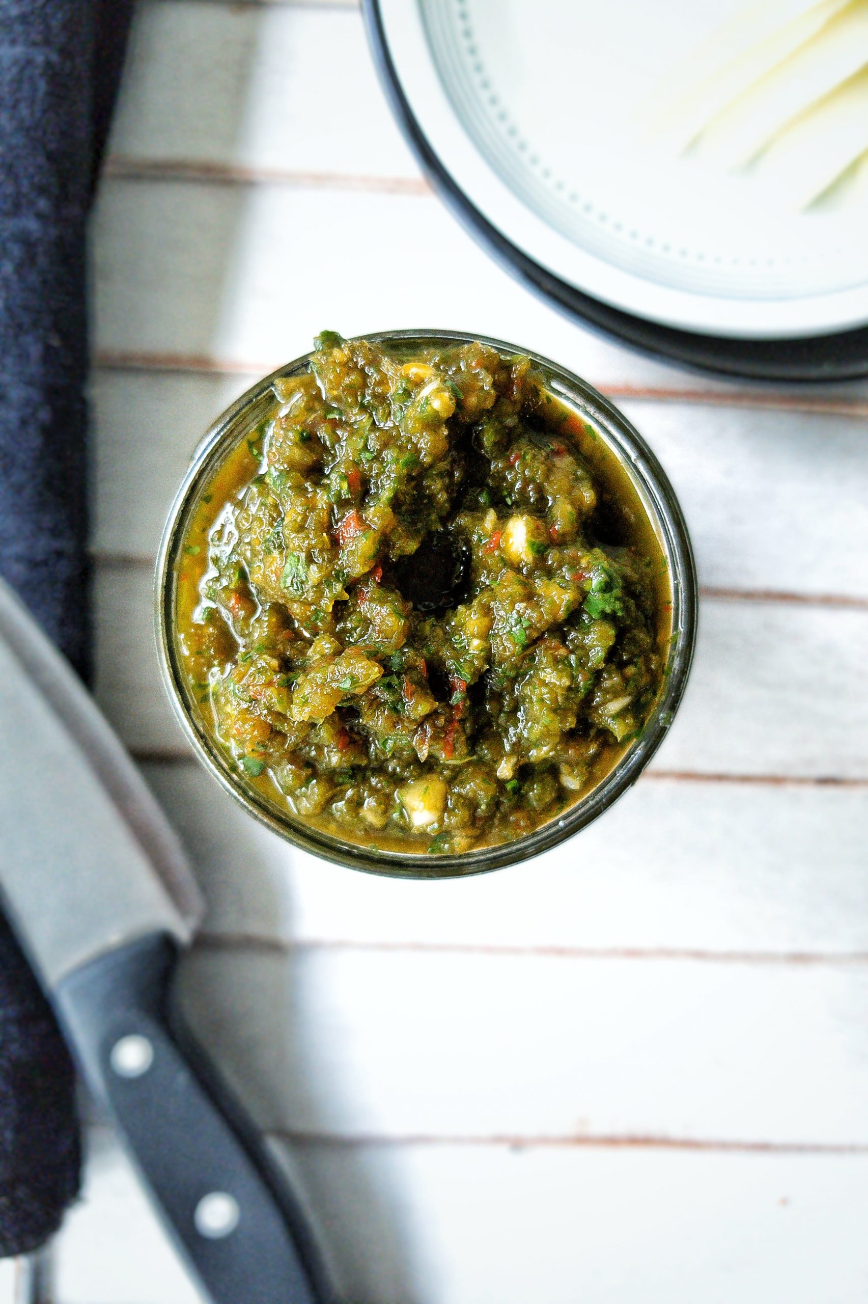 Green sofrito or "recaito" in a glass mason jar