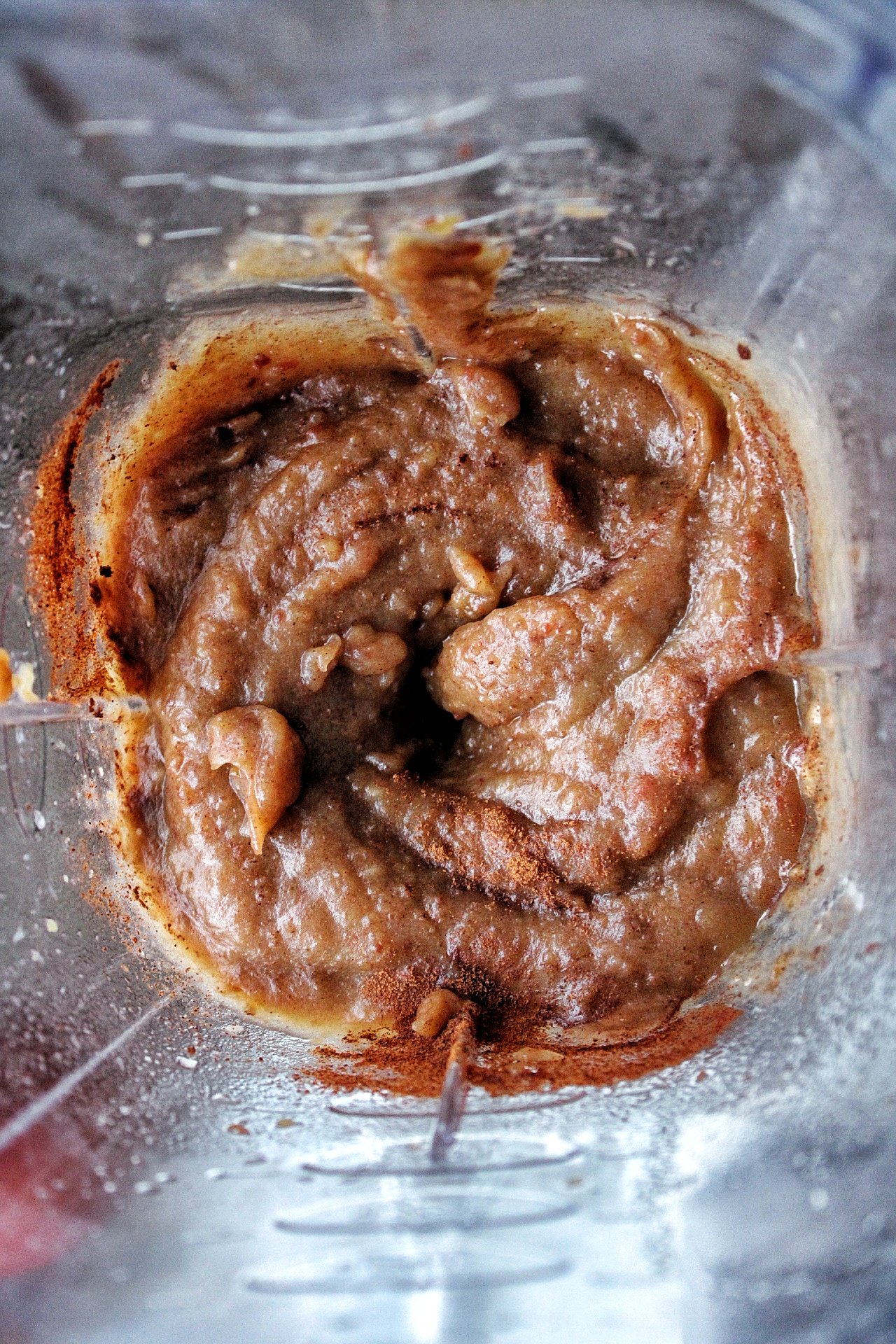 Dates and ground cinnamon in a blender 