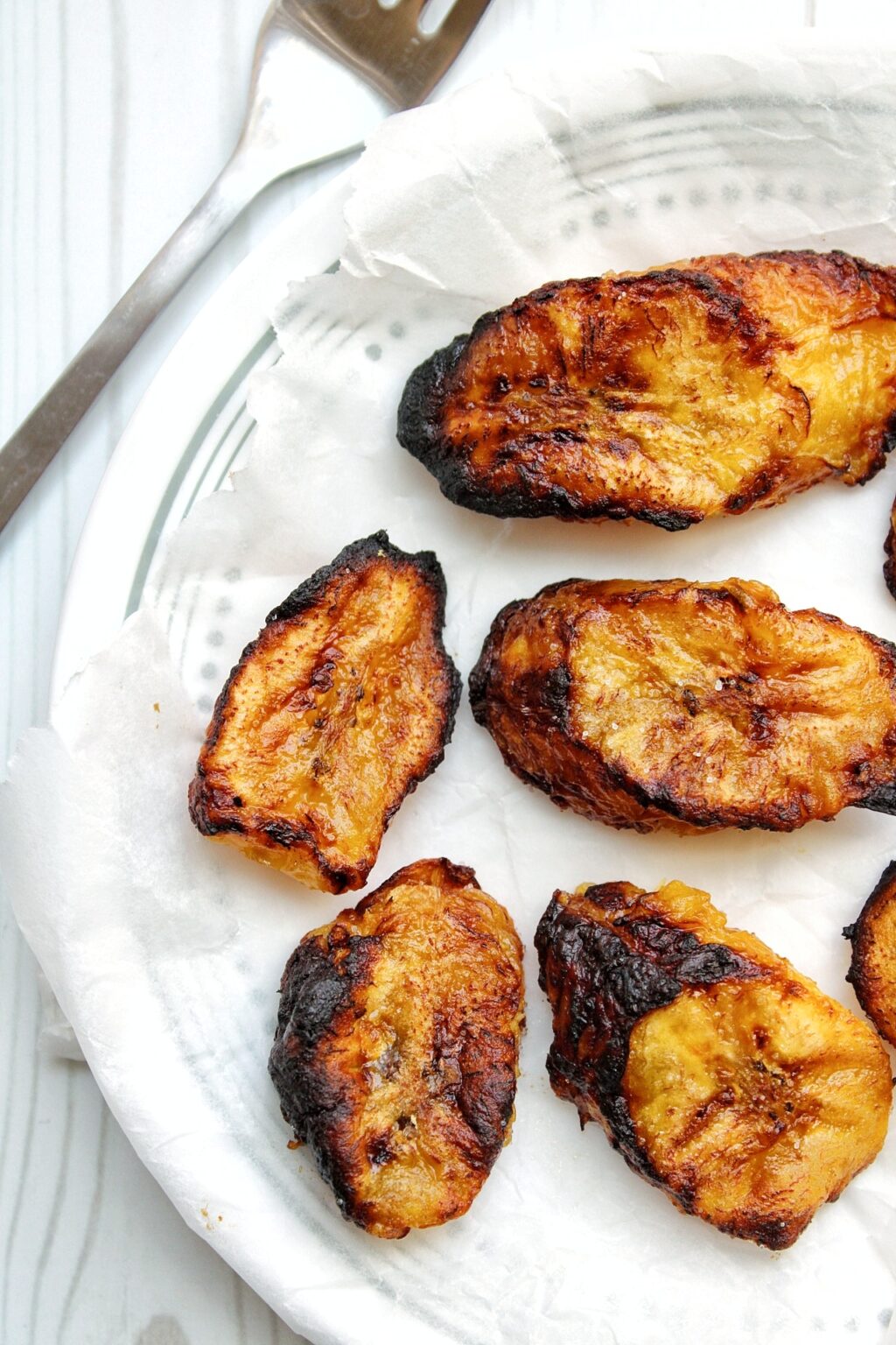 Baked sweet plantains on a plate