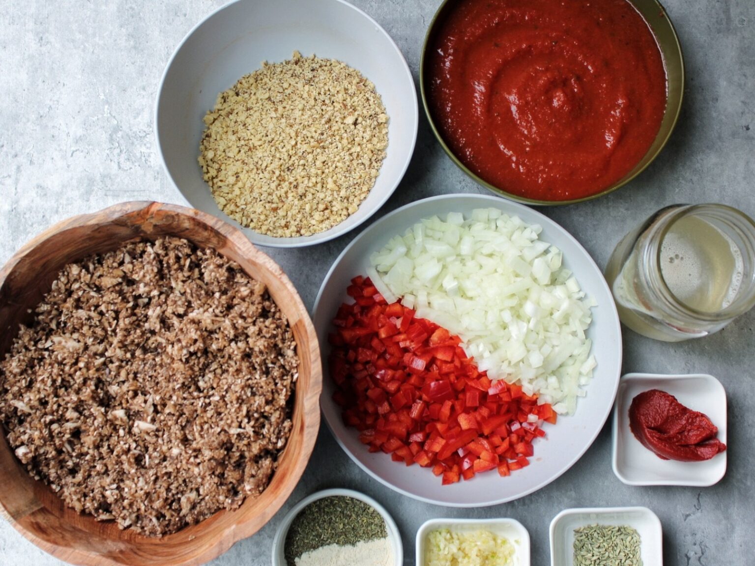 Ingredients for vegetarian bolognese.